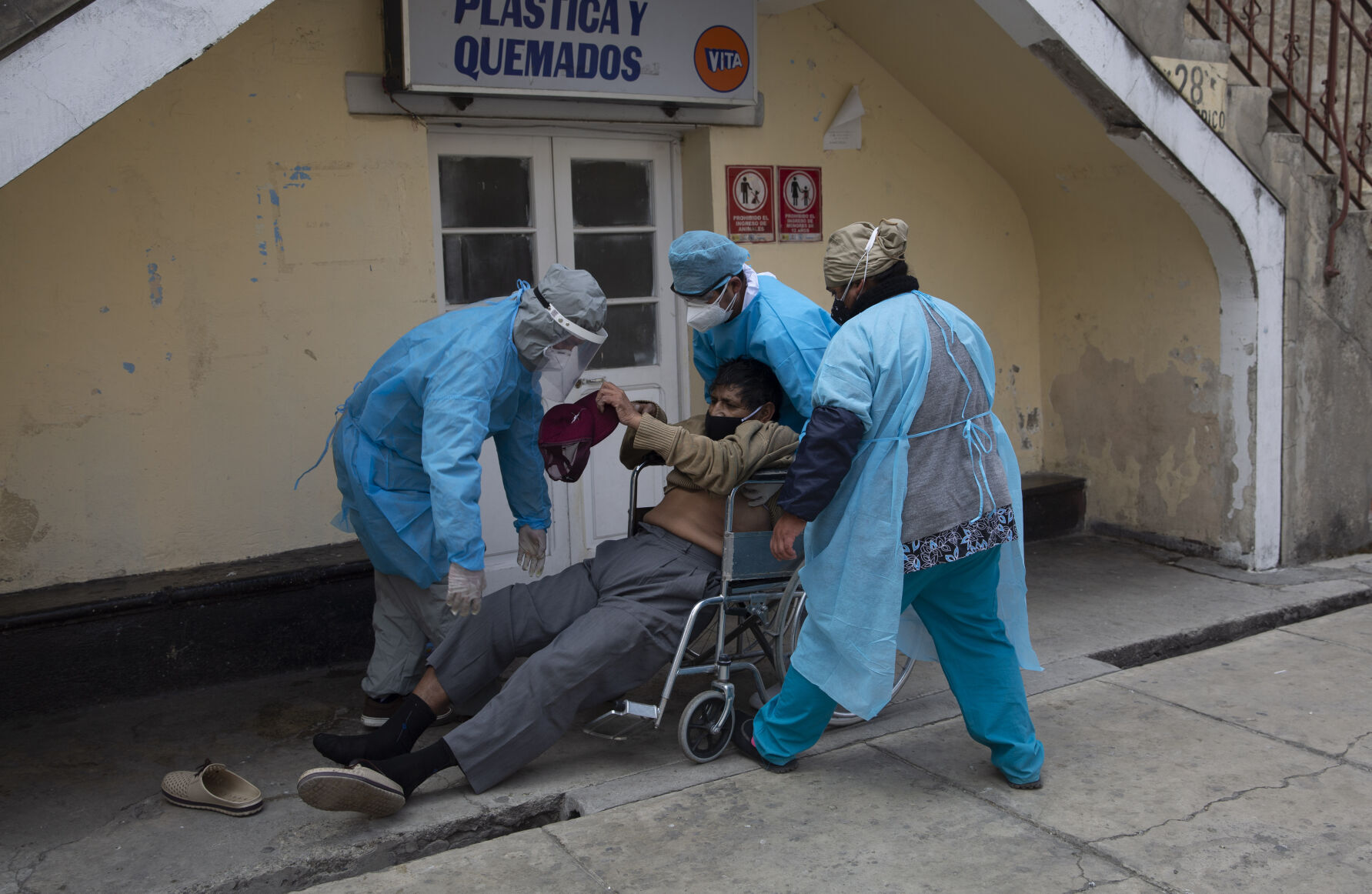 APTOPIX Virus Outbreak Bolivia